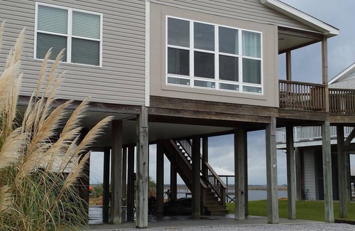 Bay St Louis House | Waterfront Bayhouse With Pool