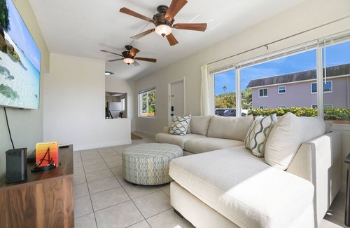 Clearwater House | Waterfront bungalow with awesome view