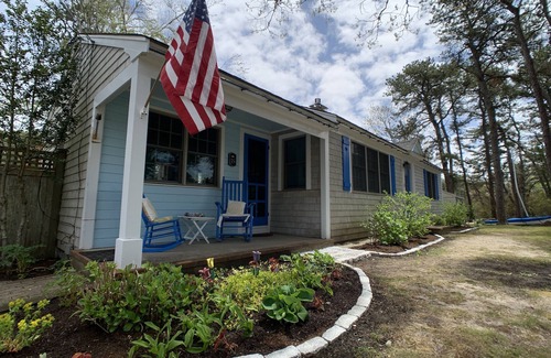 East Harwich House | Waterfront Cape Cod Cottage in private Association Beach community, sleeps 6