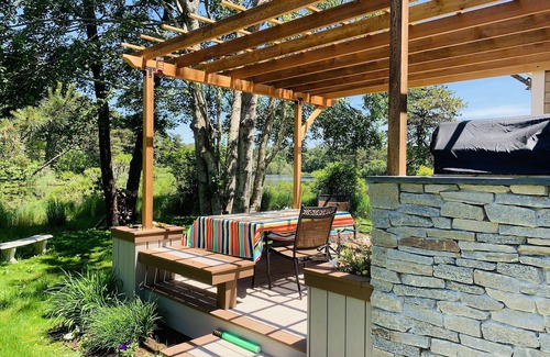 East Harwich House | Waterfront Cape Cod Cottage in private Association Beach community, sleeps 6