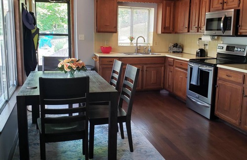 Gravois Mills Cottage | Waterfront Cottage! Dogs welcome! Have Fun, Relax and enjoy the lake! MM8