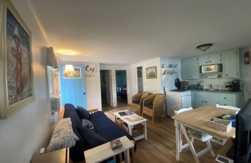 Eastham Cottage | Waterfront Cottage on Private Pond minutes from the Ocean and Bay