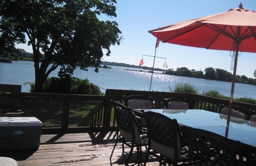 Charlestown House | Waterfront Cottage With Beautiful Views! Bring Your Kayak!