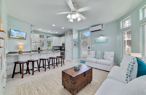 Orange Beach House | Waterfront Getaway | Baywatch B4 | My Beach Getaways