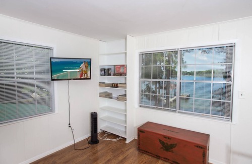 Fort Walton Beach House | Waterfront Home |Private Dock and Water Access |20 mins by boat to Crab Island |Military Welcome