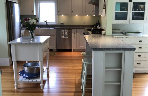 Damariscotta House | Waterfront home with beautiful sunsets overlooking the Damariscotta river