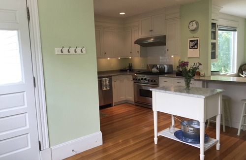 Damariscotta House | Waterfront home with beautiful sunsets overlooking the Damariscotta river