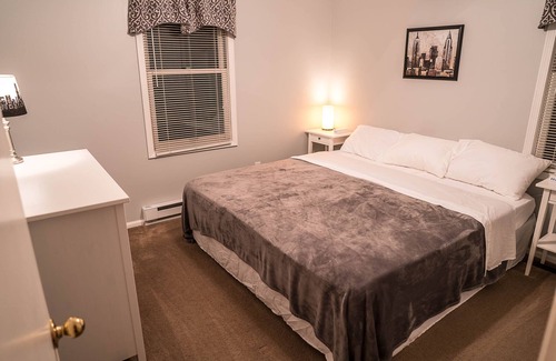 Treasure Lake House | Waterfront, huge yard, covered deck, new dock