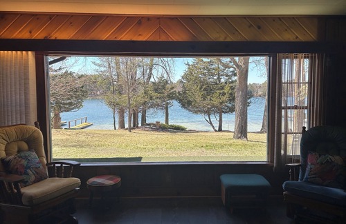 Park Rapids House | Waterfront in town. 200 ft. of clear shoreline. Lots of updates in 2024.