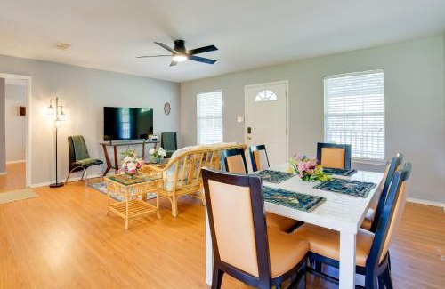 Emory House | Waterfront Lake Fork Getaway with Dock Access