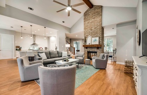 Quinlan House | Waterfront Lake Tawakoni Home w/Fire Pit!