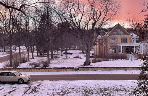 Big Stone City House | Waterfront Manor House with private access to Big Stone Lake to