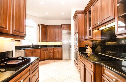 Connors Villa | Waterfront Mansion Luxury House. Hot Tub and Pool. Perfect Family Gathering.