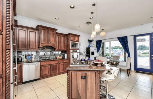 El Lago Villa | Waterfront NASA: Heated Pool & Ultimate Game Room
