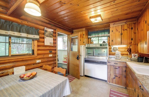 Newport Cabin | Waterfront Newport Vacation Rental on Sacheen Lake