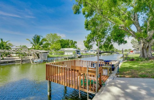 Buckhead Ridge House | Waterfront Okeechobee Getaway with Backyard Dock!