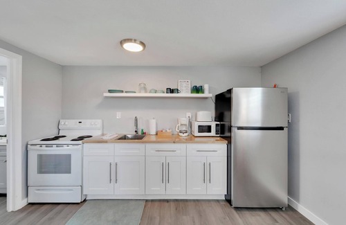 Town N County Park Apartment | Waterfront Peninsula with Boat Ramp & Dock