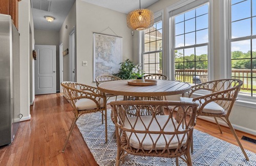 Wicomico Church House | Waterfront property, private dock, kayaks, paddle boards, broadband internet.