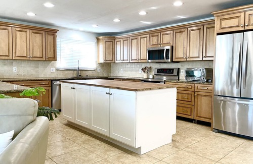 Treasure Island House | Waterfront Retreat - Short Walk to Beach