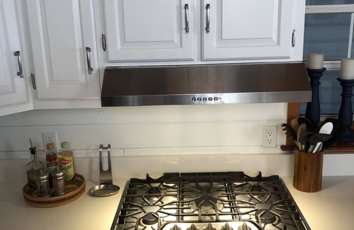 Homosassa House | Waterfront retreat with boat dock & private ramp right off the river