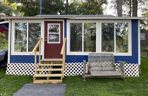 Tully Cabin | Waterfront, Rustic Cabin, Great Swimming, Own Dock, Raft