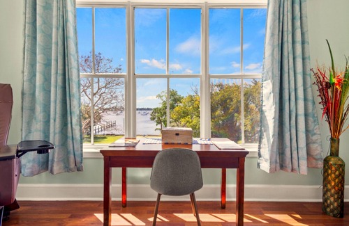 Stuart Apartment | Waterfront Storybook Loft in downtown Stuart