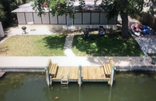 Weeki Wachee Gardens House | Waterfront!Boat Dock,ramp, kayaks, SUP, Easy gulf access, fishing, manatees