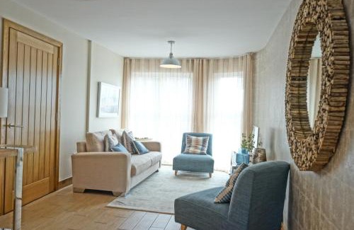 St. Thomas House | Waterfront Villa Marina SA1 Swansea