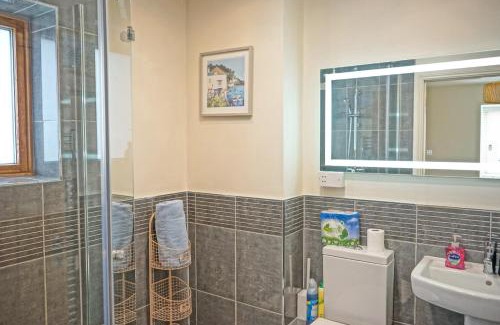 St. Thomas House | Waterfront Villa Marina SA1 Swansea