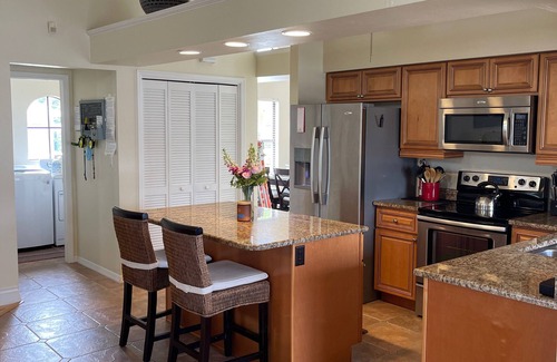 Marco Island House | Waterfront w/quick direct access to Gulf/15-20 min walk to Tigertail & Esplanade