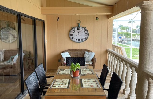 Marco Island House | Waterfront w/quick direct access to Gulf/15-20 min walk to Tigertail & Esplanade