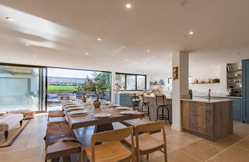 New Romney House | Waters Edge by Bloom Stays
