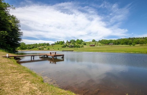 Jefferson House | Waters Edge Retreat