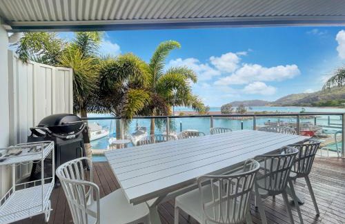 Nelly Bay House | Waters Edge Townhouse 4