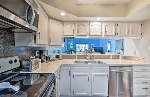 New Port Richey East Condo | Waterside New Port Richey Condo w/Pool Access!