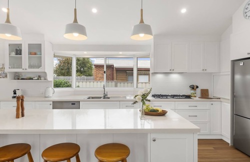 Queenscliff House | Waterview Close - Queenscliff