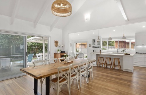 Queenscliff House | Waterview Close - Queenscliff