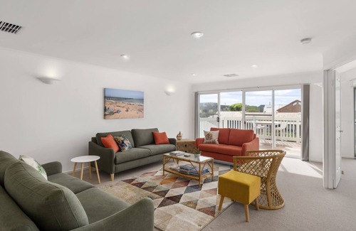 Queenscliff House | Waterview Close - Queenscliff