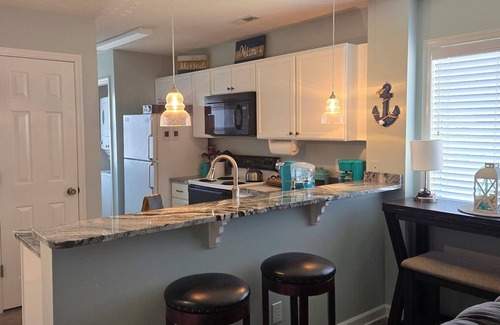 North Myrtle Beach Condo | Waterway Condo Getaway near Ocean - Sleeps 6