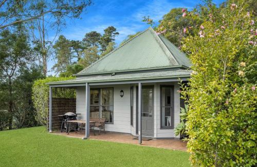 Wattamolla House | Watta Cottage