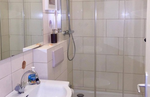 Tating Apartment | Wattläufer - Guesthouse on the Hochdorfer garden