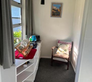 Amberley House | Wattle Creek Studio with Breakfast Basket