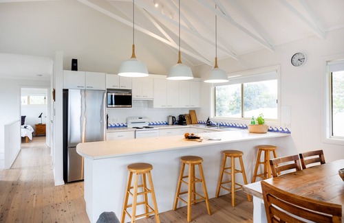 Bawley Point House | Waves At Bawley - Beachfront Beach House