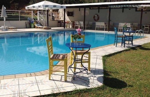 Gerani Apartment | We'll Make You Feel at Home Far Away From Home