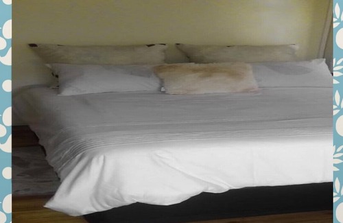 Berea House | We Offer Reasonable Rates and Flexible Check In Time.