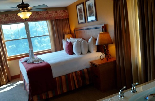 Gatlinburg Resort | We own 2 bedroom deluxe 1 week every year.