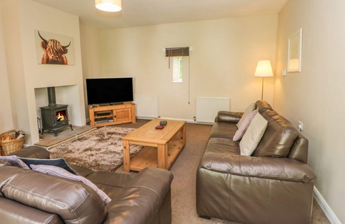Witton-le-Wear Cottage | WEAR VIEW COTTAGE, pet friendly, with open fire in Hamsterley