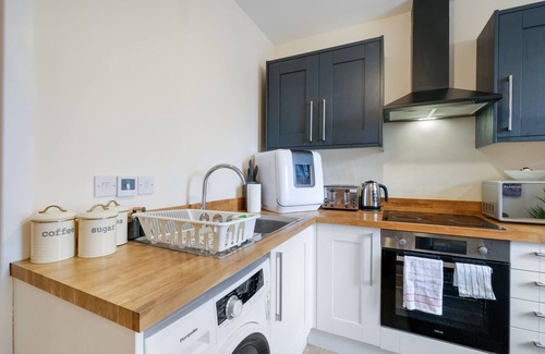 Wednesbury Apartment | Wednesbury, 1 Bedroom Apartment 105 with Parking