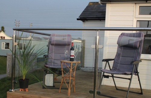 Hayle Ski Chalet | Wee Cott is a detached,privately owned traditional style holiday chalet. Set on