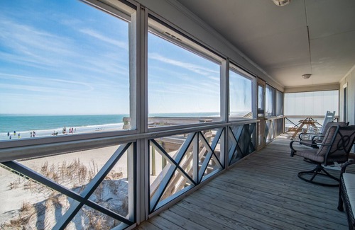Pawleys Island House | Week of August 16th DEEPLY 5BR Oceanfront Pawleys Island